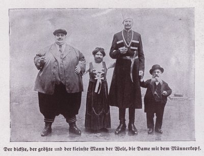 Les hommes les plus gros, les plus grands et les plus petits du monde, et une femme à barbe - European Photographer