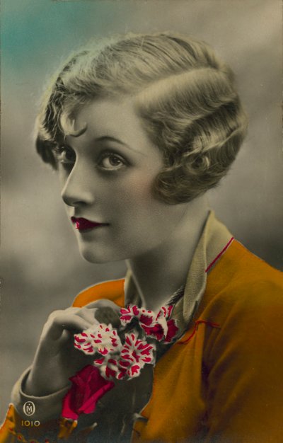 Femme et bouquet de fleurs (photo couleur) - European Photographer