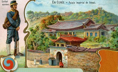 Un soldat coréen, le symbole coréen du Taegeuk et une vue du palais impérial à Séoul, 1904 - European School
