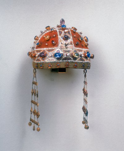 Couronne de Costanza, conservée dans la chapelle Tesoro, Cathédrale de Palerme (métal, émail, perles et bijoux) - European School