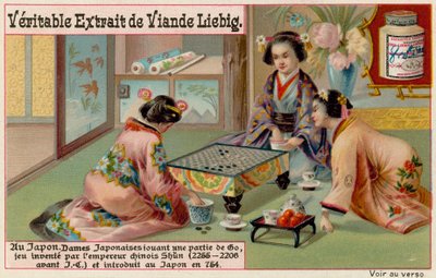 Femmes japonaises jouant à un jeu de société - European School