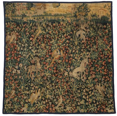 Fragment de tapisserie Mille fleurs représentant des animaux, des oiseaux et un paysage, vers 1500 (laine) - European School