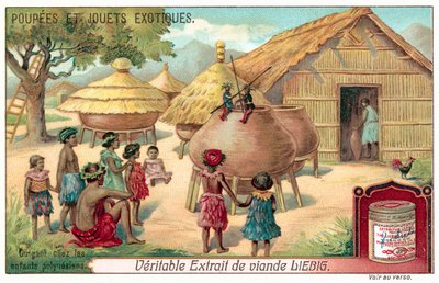 Enfants polynésiens regardant un spectacle de marionnettes - European School