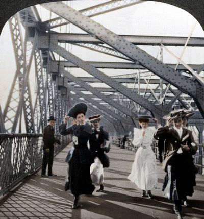 La promenade, Williamsburg Bridge, New York, USA, vers 1900 - Excelsior Stereoscopic Tours