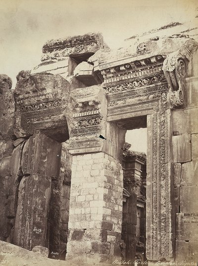 Entrée du Temple de Jupiter ou du Temple du Soleil, dans la zone archéologique d