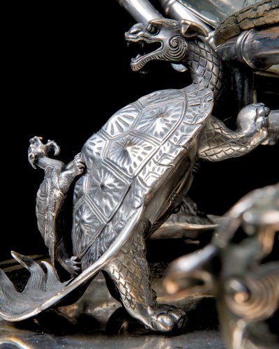 Aquarium et piédestal en bronze argenté 