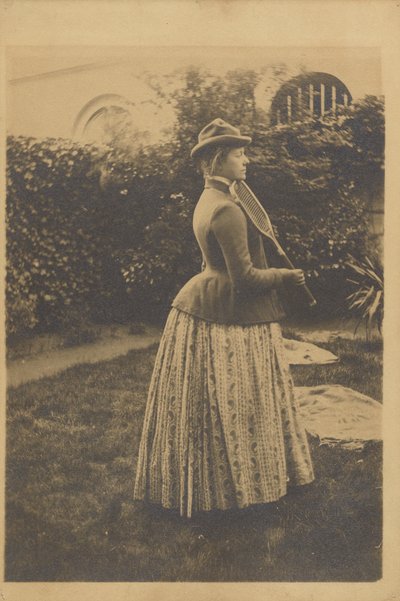 Femme avec une raquette de tennis, étude pour "Souvenirs", vers 1889 - Fernand Khnopff