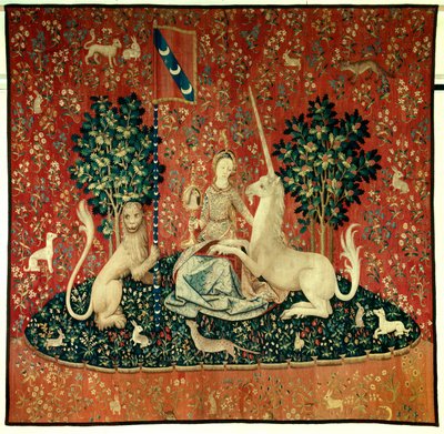 La Dame à la licorne : la vue. Une jeune femme tenant un miroir entourée d