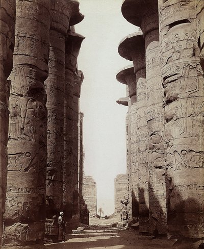 Colonnes de la salle hypostyle du Grand Temple d