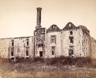 La basilique de Saint-Jean, transformée en mosquée en 1330, à Éphèse, Turquie - Félix Bonfils
