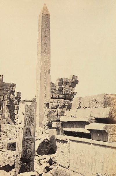 "Égypte et Palestine": obélisque en granit construit par le pharaon Thoutmosis I et la reine Hatchepsout dans le grand temple d