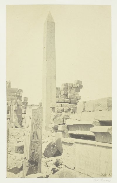 Obélisque et colonne de lotus en granit, Karnak, 1857 - Francis Frith