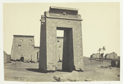 Porte sculptée, Karnac, 1857 - Francis Frith