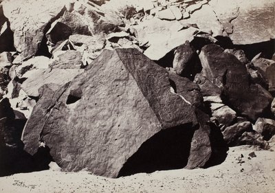 Inscriptions sinaïtiques à Wadee El-Mukattab - Francis Frith