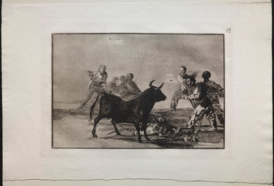 Corridas : La populace entravant le taureau avec des lances, des faucilles, des banderilles et d