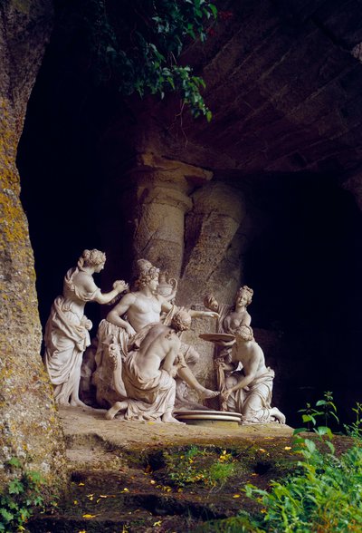 Grotte de Thétis (Thetys); Apollon servi par des nymphes. Sculpture de François Girardon (1628-1715) - Francois Girardon
