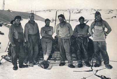 Le groupe du lieutenant Campbell à leur retour au cap Evans, 7 novembre 1912, 1913 - Frank Debenham