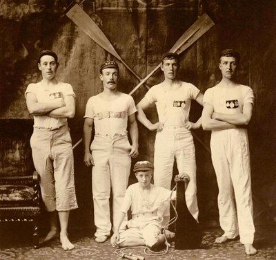 Équipage du Whitby Friendship Rowing Club, Whitby, Angleterre, 1901 - Frank Meadow Sutcliffe