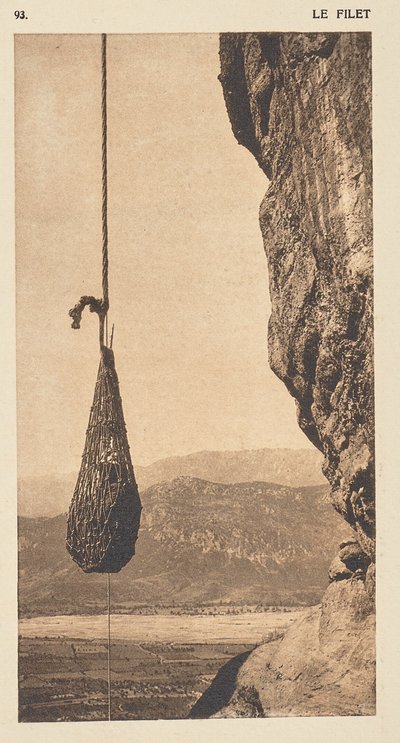 Couvent de la Sainte-Trinité. Le cabestan - Frédéric Boissonnas