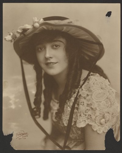 [Portrait de femme] - Fred Hartsook