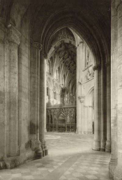 Vue du chœur depuis l