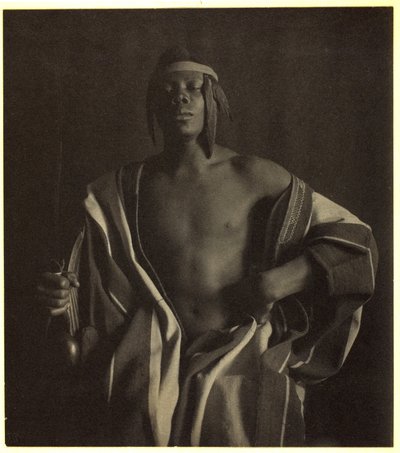 Un chef éthiopien, 1897, imprimé c.1902 - Frederick Holland Day