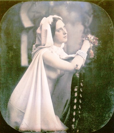 Une femme agenouillée sur une chaise en prière, 1850 - French Photographer
