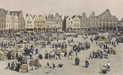 Arras, La grande Place, un jour de marché aux grains - French Photographer