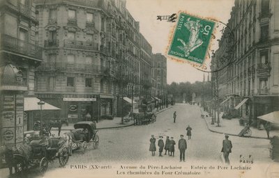 Avenue du Père-Lachaise dans le 20e arrondissement de Paris, France - French Photographer