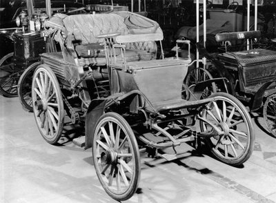 Voiture Benz, 1898 - French Photographer