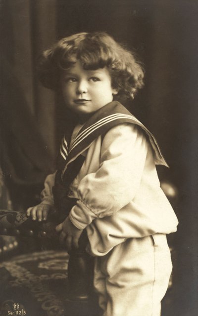 Garçon en costume de marin - French Photographer