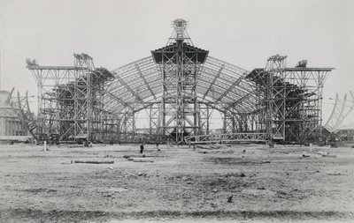 Construction de la Galerie des Machines pour l