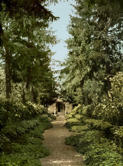 Allée de jardin dans le jardin de Claude Monet, Giverny - French Photographer