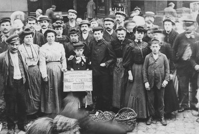 Jardiniers de Bagneux, marché des Halles, Paris, 1907 - French Photographer