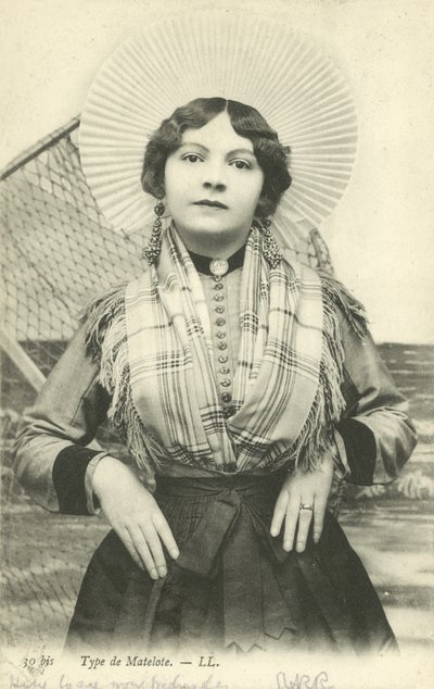 Fille habillée en matelote - French Photographer
