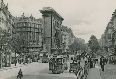 La Porte et le Boulevard Saint-Denis (photogravure) - French Photographer
