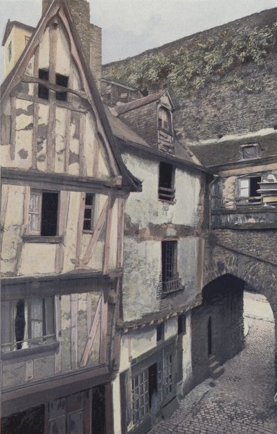 Laval, Porte Beucheresse et vieilles maisons - French Photographer