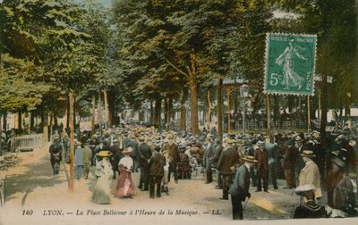 Lyon, La Place Bellecour à l