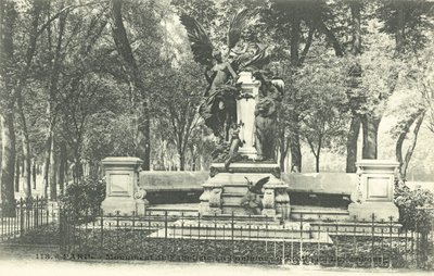 Monument du Fabuliste La Fontaine, Jardin du Luxembourg - French Photographer