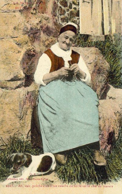 Vieille femme tricotant (photo en couleur) - French Photographer