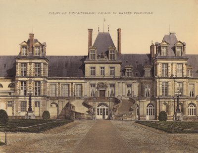 Palais de Fontainebleau, Façade et Entrée Principale - French Photographer