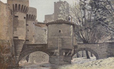 Pernes, Porte Notre-Dame et Chapelle - French Photographer