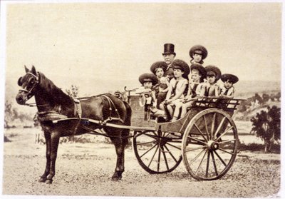 Portrait de Ferdinand de Lesseps (1805 - 1894) et de ses petits-enfants - French Photographer
