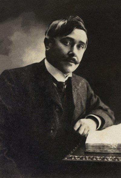 Portrait de Maurice Maeterlinck (1862-1949), dramaturge, essayiste, poète belge francophone. - French Photographer