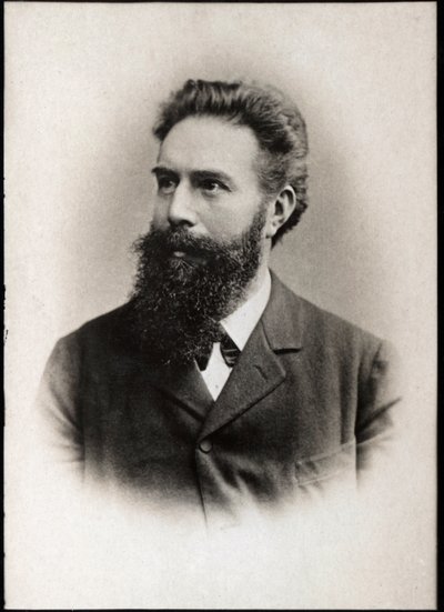 Portrait de Wilhelm Conrad Röntgen (1845-1923), physicien allemand - French Photographer