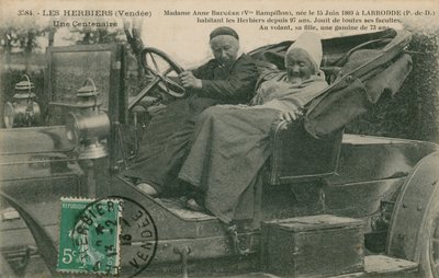 Madame Anne Brugère en voiture avec sa fille âgée de 73 ans, Les Herbiers - French Photographer