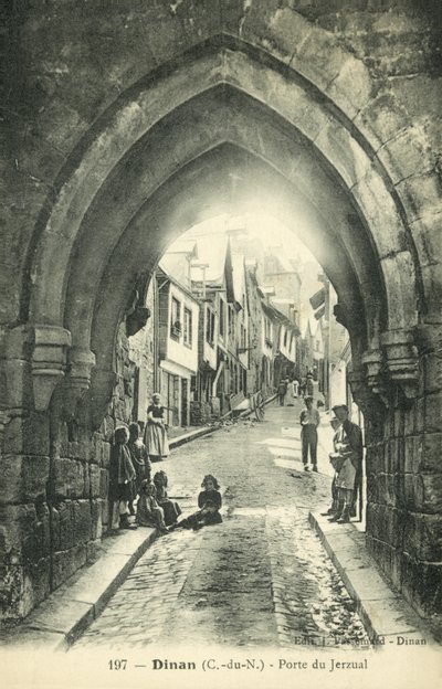 Rue du Jerzual, Dinan - French Photographer