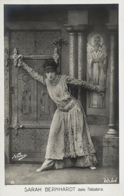 Sarah Bernhardt en Impératrice Théodora - French Photographer