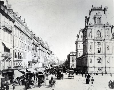 La rue de Rivoli et le nouvel Hôtel de Ville, vers 1882 - French Photographer