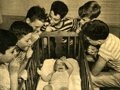Le "un" du magazine hebdomadaire "Bonjour Dimanche - pour la famille" dirigé par Jean Nohain, 22 février 1948 - French Photographer